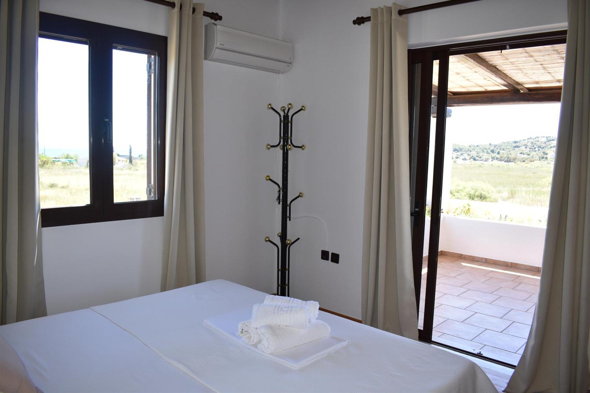 Gemi House By The